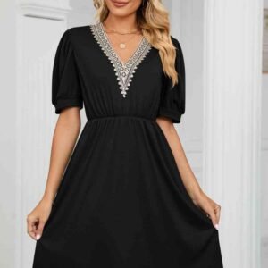 V-Neck Puff Sleeve Dress with Pockets for Resort Living - image 6
