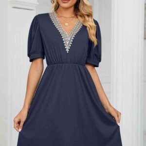 V-Neck Puff Sleeve Dress with Pockets for Resort Living - image 5