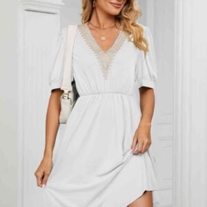 V-Neck Puff Sleeve Dress with Pockets for Resort Living - image 4