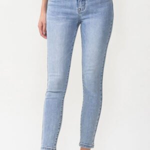 High-Rise Cropped Skinny Jeans for Coastal Getaways - image 3