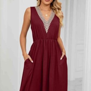 V-Neck Sleeveless Dress with Pockets for Mediterranean Vacations - image 6
