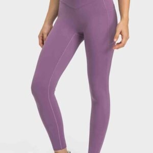 V-Waist Yoga Leggings with Pockets for Coastal Workouts - image 3