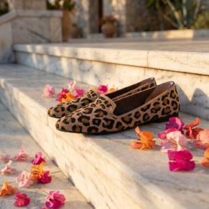 Leopard Pointed-Toe Flats for Resort Chic Style - image 1